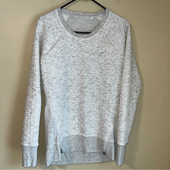 Athleta quilted r&r sweatshirt - Picture 2 of 4